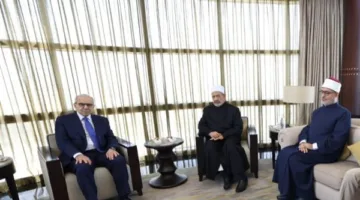 رئيس وزراء لبنان يوجه دعوة لشيخ الأزهر لزيارة البلاد: الشعب يترقبها بجميع أطيافه