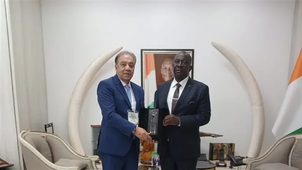 رئيس وفد اتحاد الصناعات يناقش مع وزير الزراعة الإيفواري آفاق التعاون المشترك رئيس وفد اتحاد الصناعات يناقش مع وزير الزراعة الإيفواري آفاق التعاون المشترك