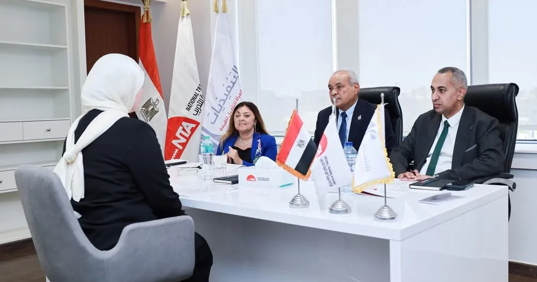 رئيسة الهيئة الوطنية لذوي الإعاقة تشارك في المقابلات الشخصية لبرنامج ‘المرأة في القيادة التنفيذية’ رئيسة الهيئة الوطنية لذوي الإعاقة تشارك في المقابلات الشخصية لبرنامج ‘المرأة في القيادة التنفيذية’