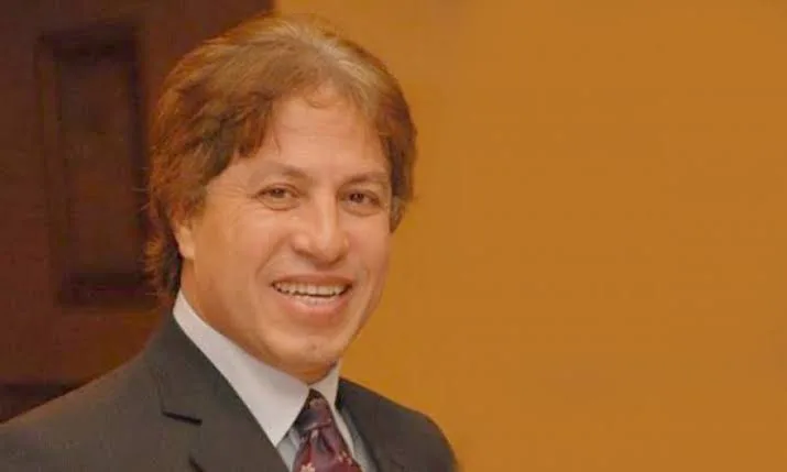 رابطة الأندية تعترف بخطأ تحديد موعد القمة وتكشف تفاصيل إلغاء الهبوط: الأهلي يدعم الإسماعيلي. رابطة الأندية تعترف بخطأ تحديد موعد القمة وتكشف تفاصيل إلغاء الهبوط: الأهلي يدعم الإسماعيلي.