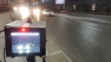 رادار المرور يلتقط 1039 سيارة تسير بسرعات جنونية فى 24 ساعة