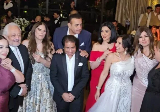 رانيا فريد شوقي وطارق النهري يتألقان في حفل زفاف هيا كتكت «صور»