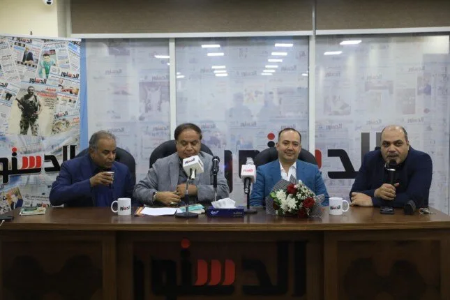 «راوتر شيخ البلد».. صالون الدستور الثقافي يستعرض مجموعة عاطف عبيد القصصية «راوتر شيخ البلد».. صالون الدستور الثقافي يستعرض مجموعة عاطف عبيد القصصية
