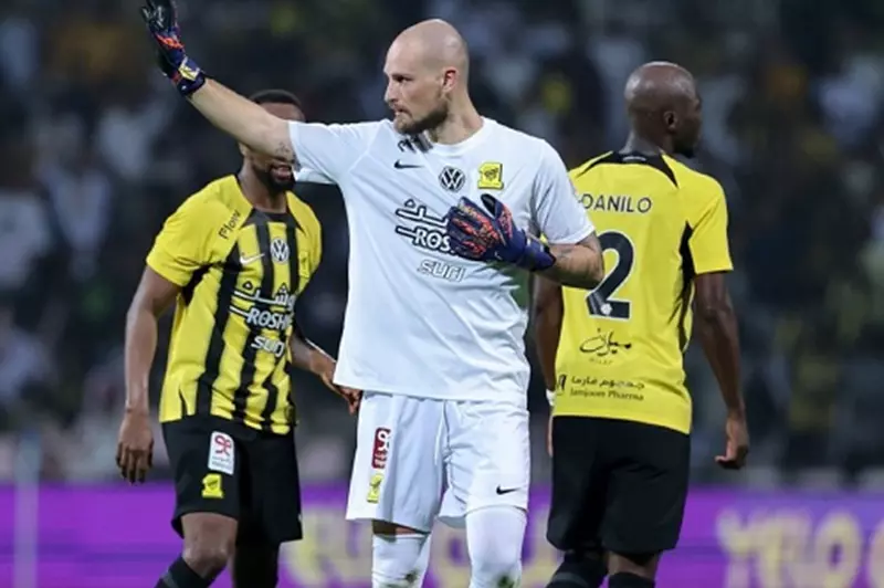 رايكوفيتش يؤازر الاتحاد في مباراة نهائي كأس الملك رايكوفيتش يؤازر الاتحاد في مباراة نهائي كأس الملك
