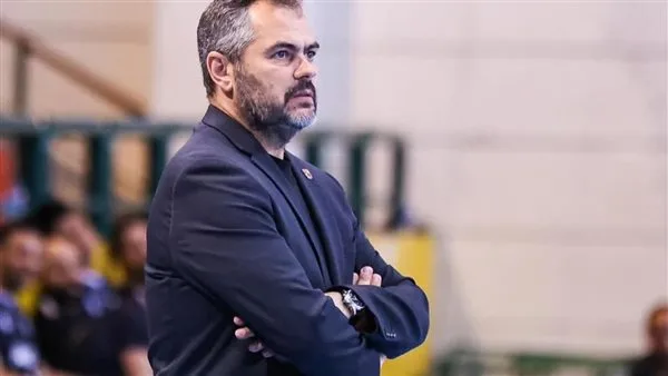 الأهلي يتخطى سبورتنج إلى نهائي كأس السلة