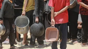 رجل أعمال إسرائيلي يكشف عن خداع بلاده للإدارة الأمريكية وتأجيل وصول المساعدات إلى غزة