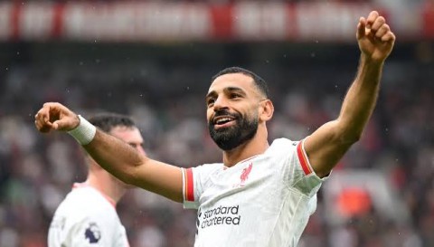 رد مفاجئ من رئيس الأهلي السعودي حول ضم محمد صلاح