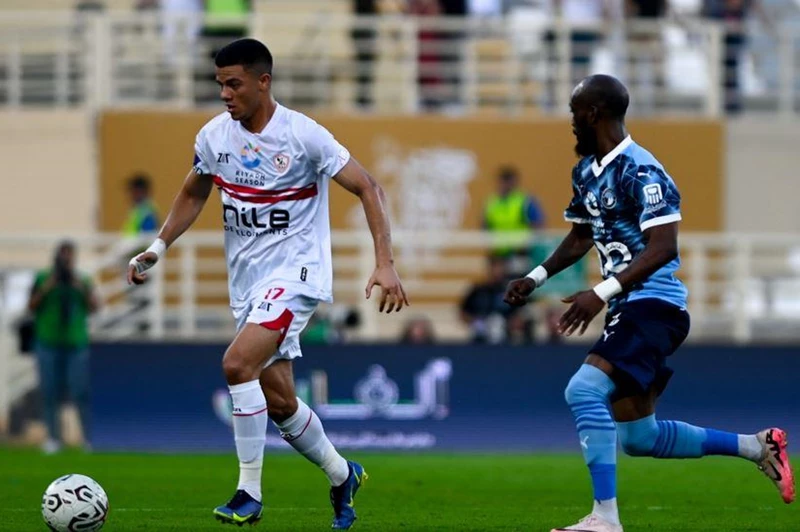 رسمياً.. الزمالك يطلب حضور جماهيري كامل لمباراة بيراميدز في نهائي كأس مصر رسمياً.. الزمالك يطلب حضور جماهيري كامل لمباراة بيراميدز في نهائي كأس مصر