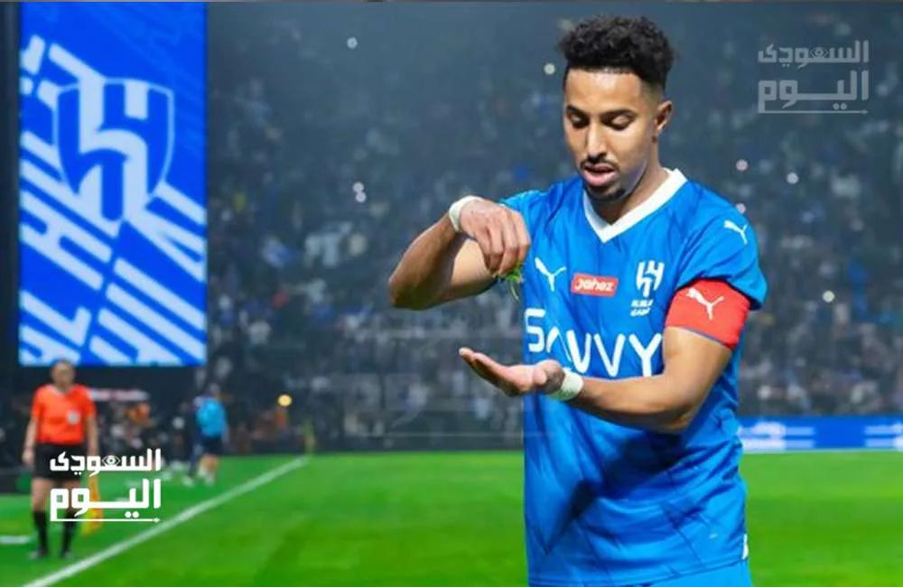 رسمياً.. سالم الدوسري، قائد الهلال، يُتوج بجائزة أفضل لاعب في مايو. رسمياً.. سالم الدوسري، قائد الهلال، يُتوج بجائزة أفضل لاعب في مايو.