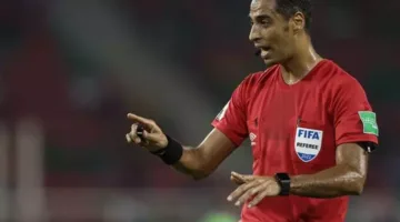 رسميًا… أمين عمر سيقود مباراة الأهلي ضد فاركو