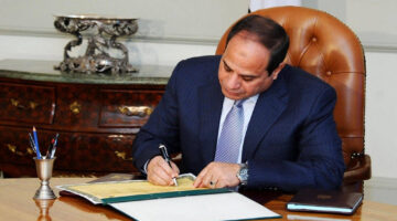 رسميًا.. الرئيس السيسي يوقع على قانون العمل