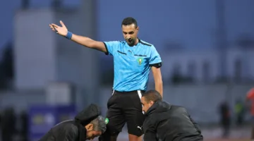 رسميًا.. الرجاء يحتج على التحكيم في مباراة اتحاد تواركة
