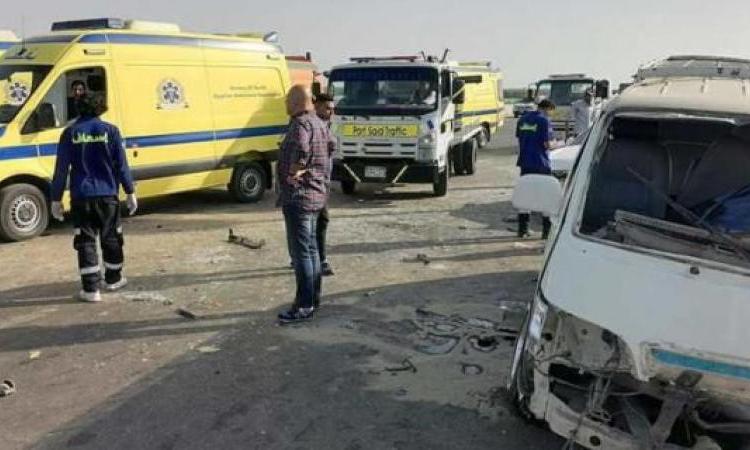 رفع آثار حادث تصادم طريق الواحات وعودة الحركة المرورية لطبيعتها