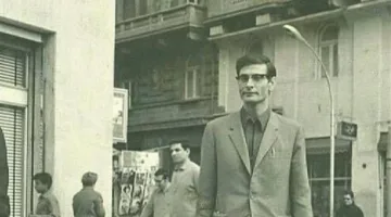روائي فلسطيني: محمود درويش انضم إلى الحزب الشيوعي الإسرائيلي المعروف باسم “راكاح”