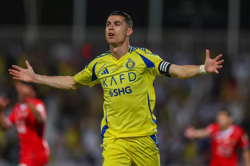 رونالدو يتغيب عن تدريب النصر قبل مباراة الخليج رونالدو يتغيب عن تدريب النصر قبل مباراة الخليج