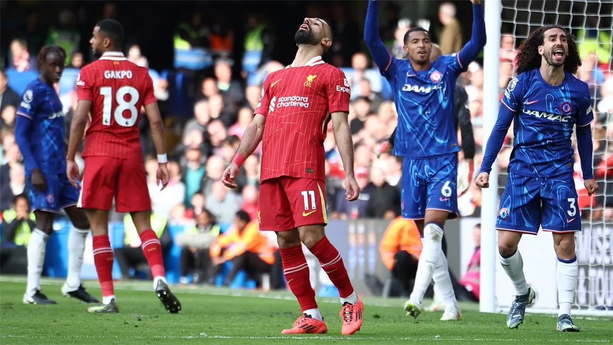 روني يشيد بأداء لاعب تشيلسي أمام محمد صلاح: لم يخشه وحرمه من المتعة