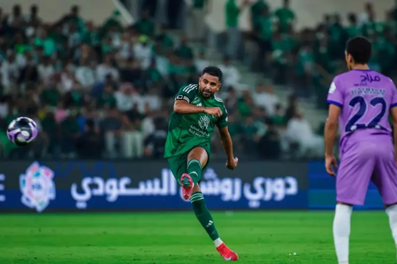 رياض محرز يقود أهلي جدة للفوز الكاسح على الخلود بأربعة أهداف في الدوري السعودي رياض محرز يقود أهلي جدة للفوز الكاسح على الخلود بأربعة أهداف في الدوري السعودي