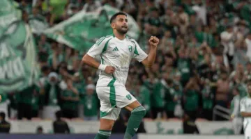 رياض محرز يوضح موقفه من الانضمام للهلال في كأس العالم للأندية
