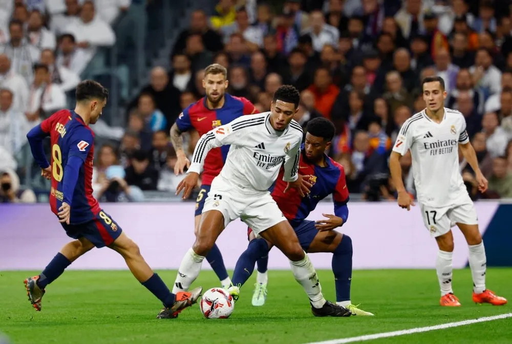 ريال مدريد يواصل استعداداته للكلاسيكو الأحد المقبل