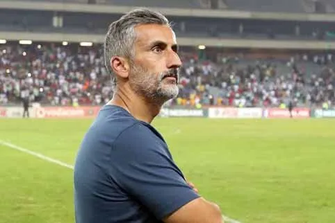 ريفيرو يشاهد مباراة الأهلي والبنك من الملعب غداً قبل تولي تدريب الفريق الأحمر ريفيرو يشاهد مباراة الأهلي والبنك من الملعب غداً قبل تولي تدريب الفريق الأحمر