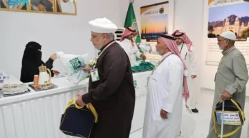 زوار الرحمن يستكشفون مبادرات محمية الملك سلمان في دعم التنوع البيولوجي والنباتات.