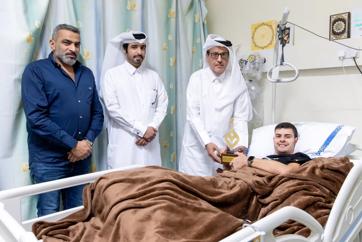زيارة المركز القطري للصحافة للمصور الصحفي فادي الوحيدي في المستشفى زيارة المركز القطري للصحافة للمصور الصحفي فادي الوحيدي في المستشفى