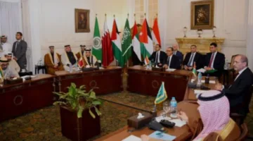 زيارة غير متوقعة: وفد عربي برئاسة وزير الخارجية السعودي يصل رام الله للاجتماع مع عباس وسط تحضيرات غير واضحة لمؤتمر “حل الدولتين” ويتساءل الكثيرون عن غايات الزيارة وما يحمل الوفد لعباس.