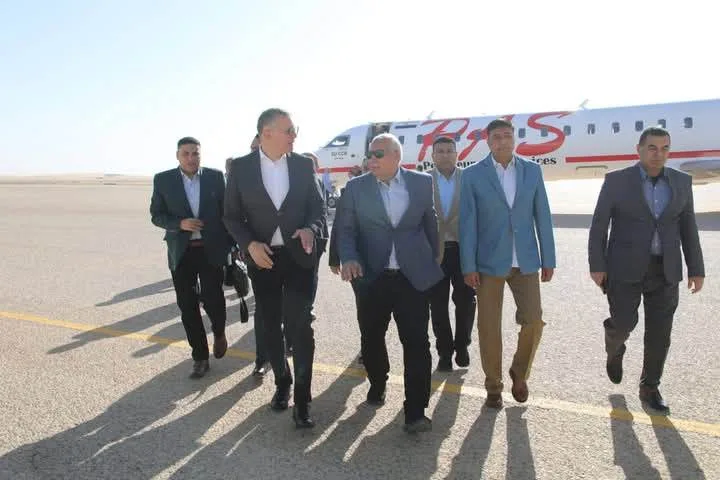 زيارة ميدانية لوزير البترول ومحافظ الوادي الجديد إلى المنشآت الإنتاجية والخدمية زيارة ميدانية لوزير البترول ومحافظ الوادي الجديد إلى المنشآت الإنتاجية والخدمية