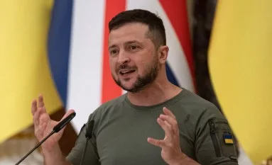 زيلينسكي: اتفاق تبادل الأسرى الضخم مع روسيا نتيجة لمفاوضات إسطنبول زيلينسكي: اتفاق تبادل الأسرى الضخم مع روسيا نتيجة لمفاوضات إسطنبول