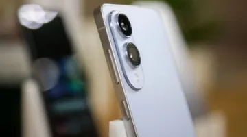 سامسونغ تطلق هاتف Galaxy S25 Edge الرقيق بتكنولوجيا متطورة وسعر يبلغ 1099 دولارًا