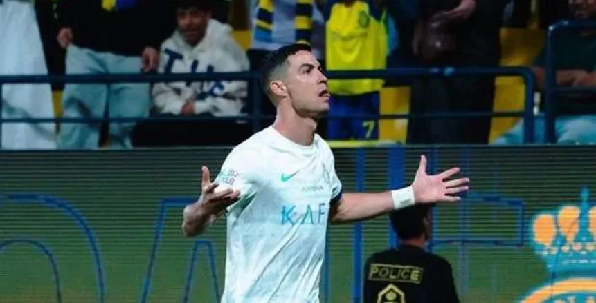 سانتي أونا: كريستيانو رونالدو يوقع عقده الجديد مع نادي النصر السعودي سانتي أونا: كريستيانو رونالدو يوقع عقده الجديد مع نادي النصر السعودي