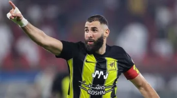 سبب عدم مشاركة بنزيما في تدريبات الاتحاد .. وتفاصيل موقفه من مباراة الرائد