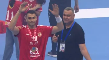 ست بطولات في موسم واحد: فيصل يتحدث عن إنجاز فريق اليد بالأهلي قبل الانتقال إلى باريس