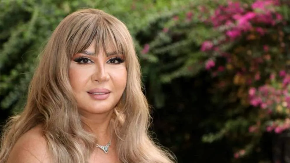 سحر فوزي تتولى مسؤولية علاج حنان اللولو بعد تشخيصها بالسرطان. سحر فوزي تتولى مسؤولية علاج حنان اللولو بعد تشخيصها بالسرطان.