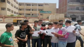 سعادة بين طلاب الإعدادية الأزهرية في الشرقية بعد خوض امتحانات القرآن الكريم وعلوم الكمبيوتر