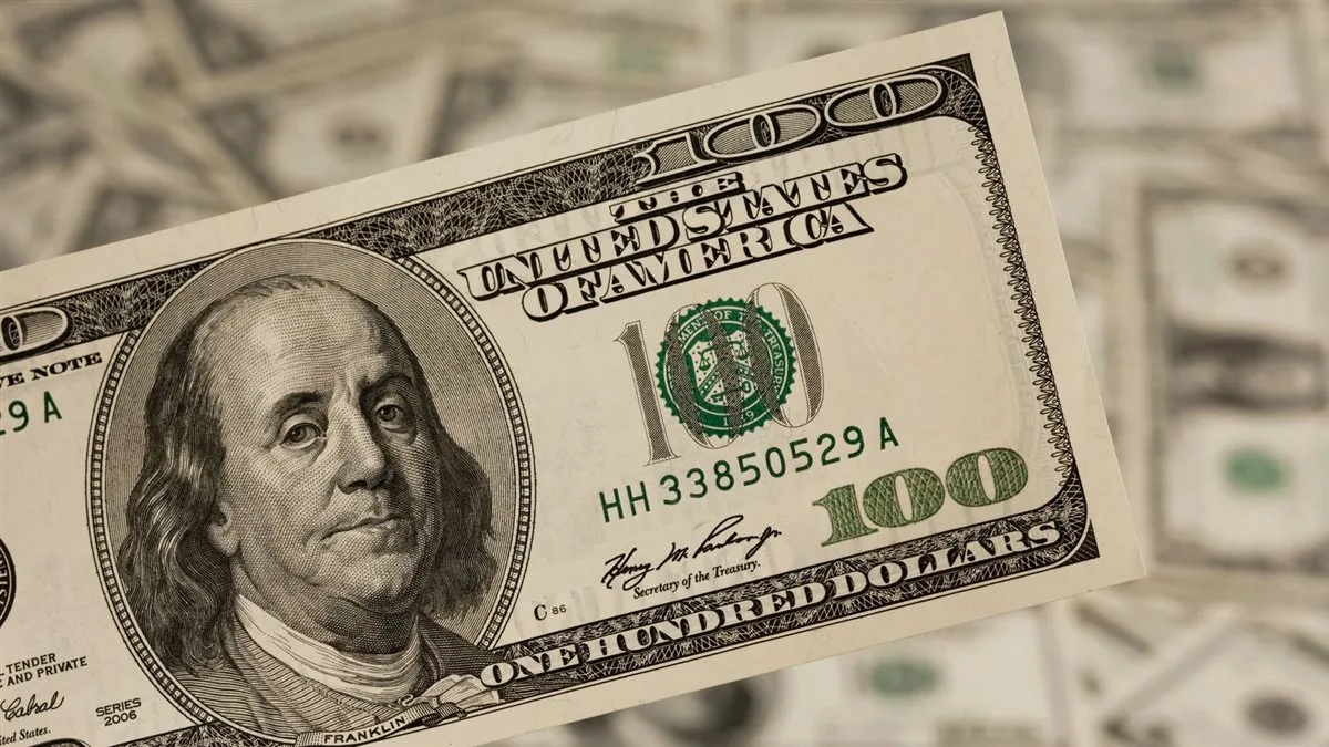 سعر الدولار أمام الجنيه في بداية تداولات الاثنين 12 مايو 2025