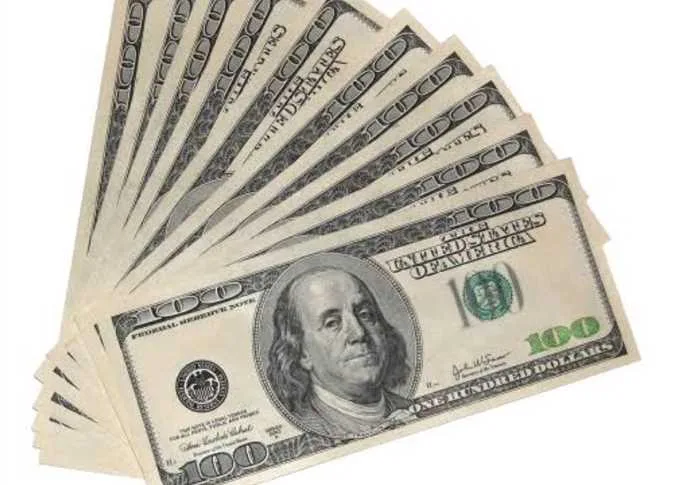 سعر الدولار اليوم الأحد 11 مايو 2025 بالتعاملات المسائية بعد التراجع الأخير في البنوك سعر الدولار اليوم الأحد 11 مايو 2025 بالتعاملات المسائية بعد التراجع الأخير في البنوك