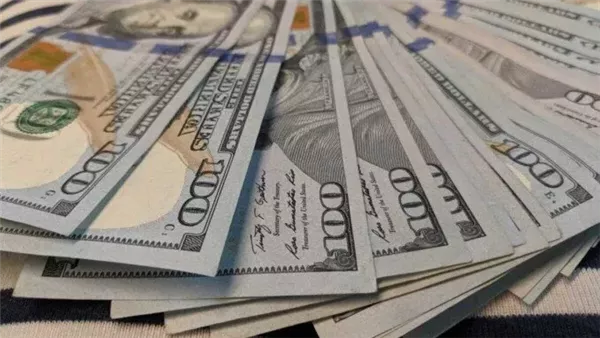 سعر الدولار اليوم الأربعاء 7-5-2025 بمنتصف تعاملات يسجل تراجع جديد في البنوك