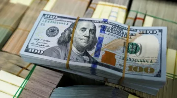 سعر الدولار في مصرف أبوظبي الإسلامي اليوم الثلاثاء 27-5-2025 يصل إلى أعلى مستوى في نهاية التداولات.