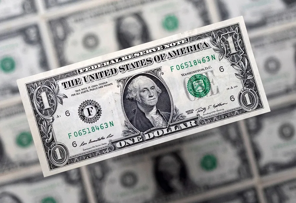 سعر الدولار يستقر قبل اجتماع البنك المركزي الأمريكي
