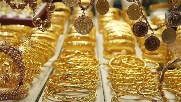 سعر الذهب اليوم الإثنين 5 مايو 2025 في مصر