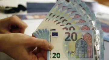 سعر اليورو في مصر اليوم الأحد 11 مايو 2025.. تباين طفيف بين البنوك