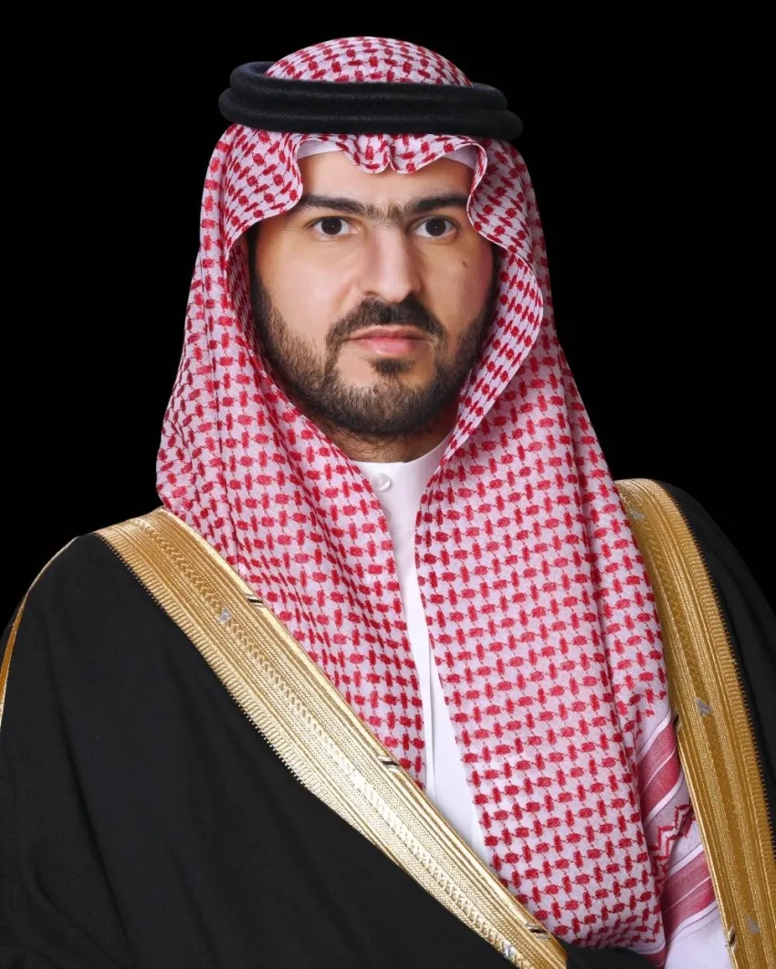 سعود بن بندر يشهد غدًا احتفال تخرج أكثر من 600 خريج وخريجة من موظفي تجمع الشرقية الصحي سعود بن بندر يشهد غدًا احتفال تخرج أكثر من 600 خريج وخريجة من موظفي تجمع الشرقية الصحي