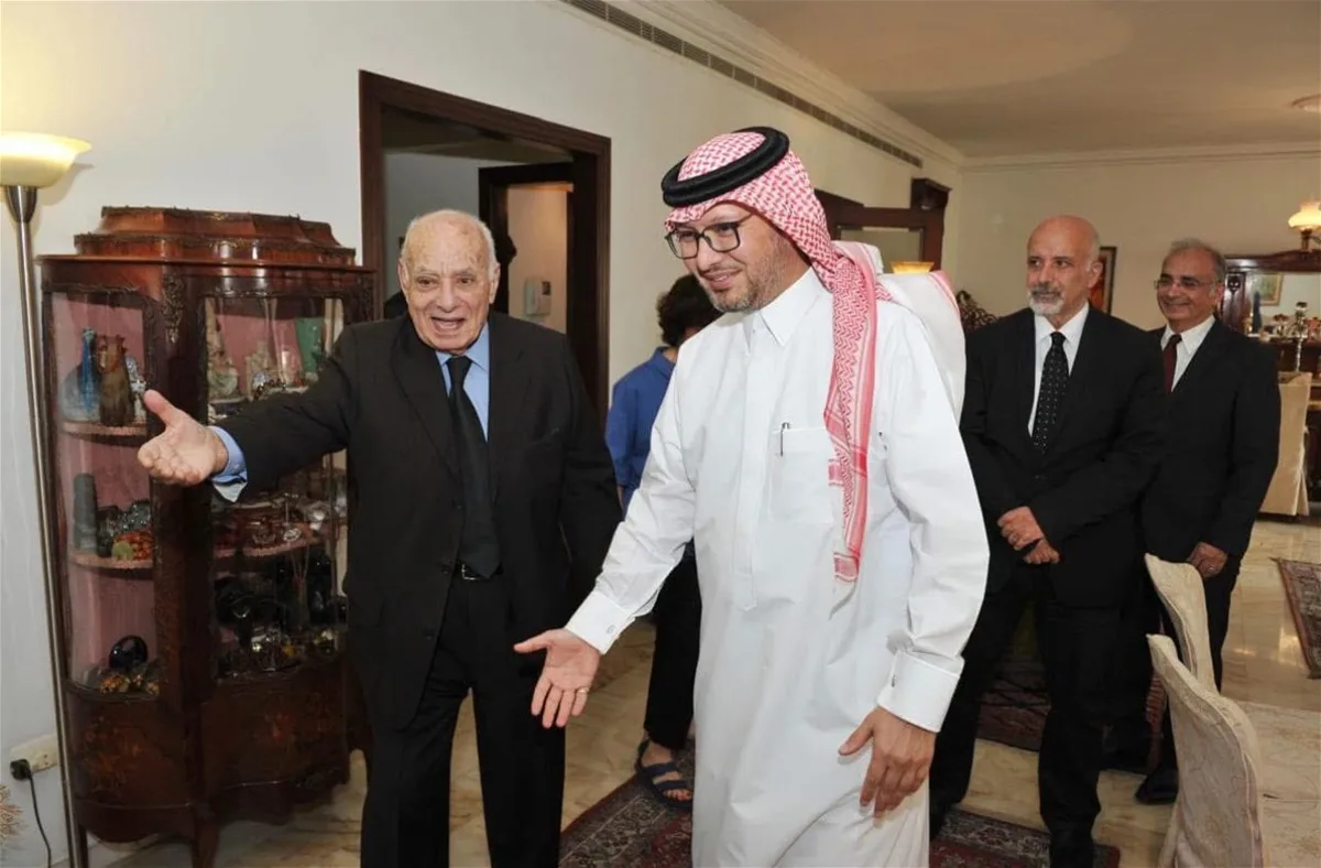 سفير المملكة وليد بخاري يجتمع مع إدمون رزق.. “السياسة واجب”
