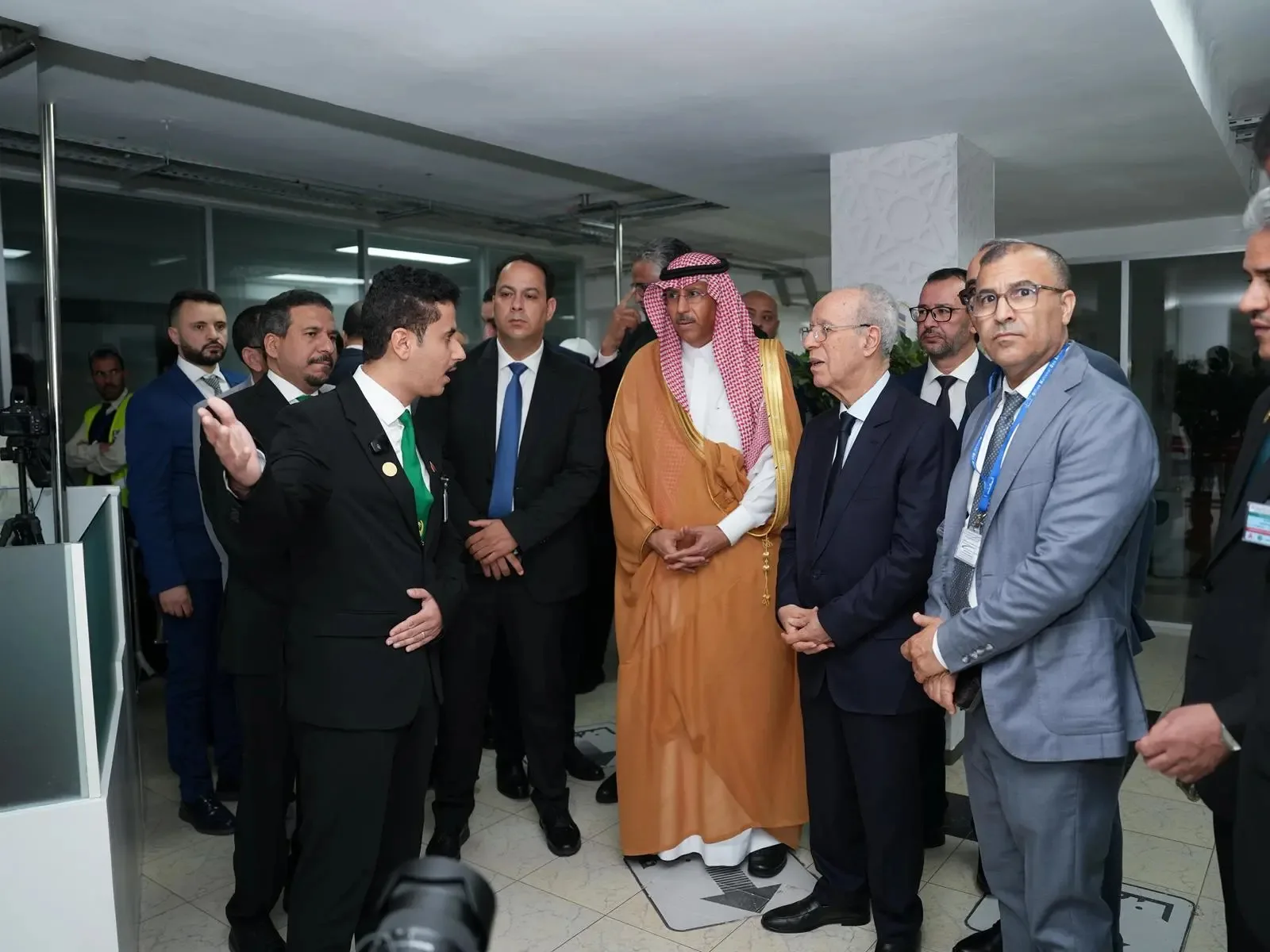سفير خادم الحرمين الشريفين يزور “طريق مكة” في مطار الدار البيضاء سفير خادم الحرمين الشريفين يزور “طريق مكة” في مطار الدار البيضاء