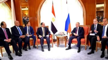 سفير مصر في موسكو: زيارة الرئيس إلى روسيا تعزز فرص التعاون المستقبلي