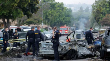 سقوط طائرة خفيفة في ولاية كاليفورنيا يسبب وفاة شخصين