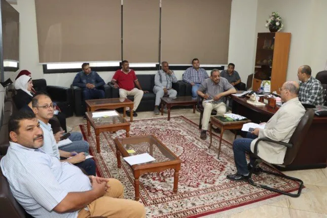 سكرتير عام مساعد بني سويف يبحث سُبل تعزيز الاستفادة من سوق ترعة البوصة سكرتير عام مساعد بني سويف يبحث سُبل تعزيز الاستفادة من سوق ترعة البوصة