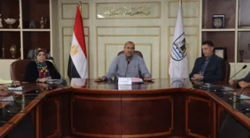 سكرتير عام مساعد بني سويف يناقش مستويات التقدم في ملف التصالح