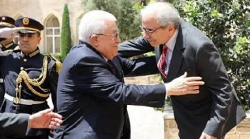 سلام وعباس يسلطان الضوء على أهمية إنهاء قضية السلاح الفلسطيني في مخيمات لبنان وتوحيده تحت سلطة الدولة.. مع التأكيد على رفض التوطين والتمسك بحق العودة.